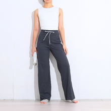画像をギャラリービューアに読み込む, ワイドパンツ　チャコールグレー
